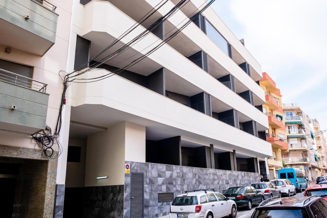 New 2020 Residencial Aqua Beach -Apartment Torrevieja Center Экстерьер фото